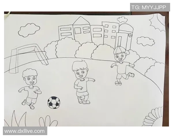 手把手教你如何绘制以球星为主题的精彩足球绘画作品